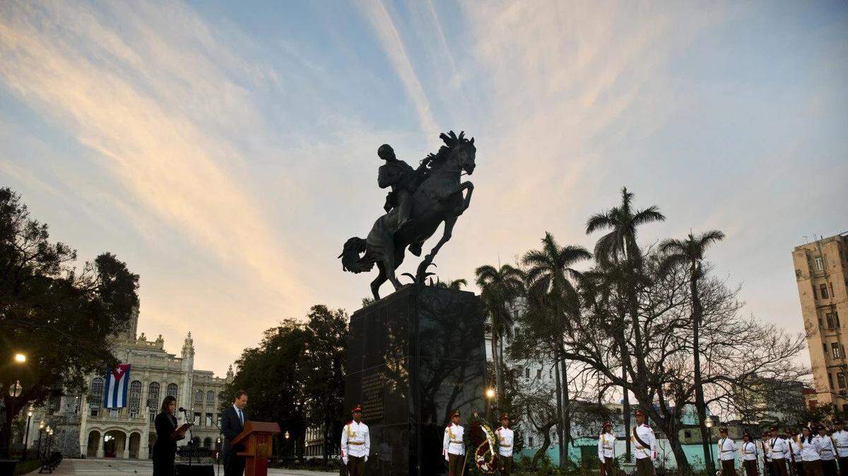 In 2018, Joseph Mizzi, the chairman of the Bronx museum’s board of trustees, speaks at the ceremony to unveil a replica of a New York statue of Cuba’s independence hero Jose Marti in Havana.