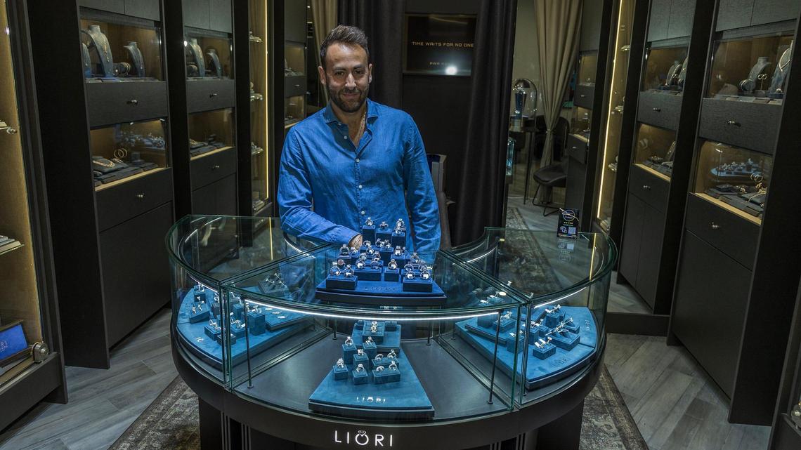 Jesse DeLeon, a partner at Liori Diamonds, displays some diamond jewelry as part of the jeweler’s Lab Diamonds collection in Sunny Isles Beach, Florida, on Thursday, Feb. 6, 2025.