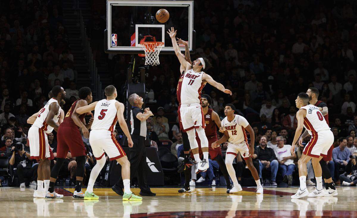 Miami Heat forward Jaime Jaquez Jr. (11) shoots a basket during the first half of a game against the Cleveland Cavaliers on Monday, Nov. 10, 2025, at the Kaseya Center in downtown Miami, Fla.