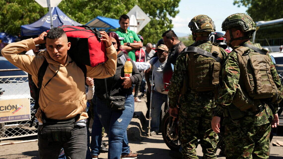 Colombia era refugio para millones de venezolanos. Ahora amenaza con deportaciones