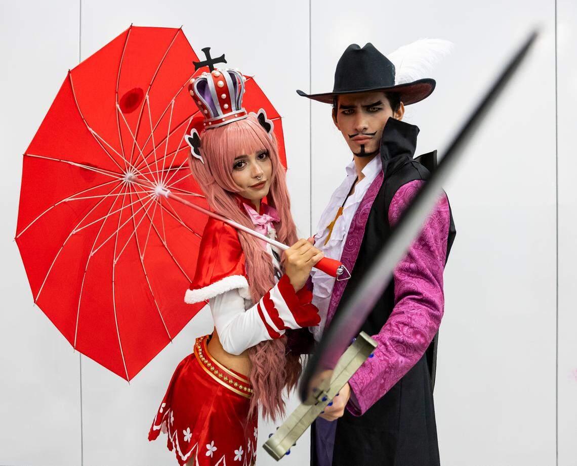 Bunni Iglesia, 23, as Perona, and David Velarde, 23, as Dracule Mihawk, cosplay as characters from One Piece during Florida Supercon 2024 at the Miami Beach Convention Center on Saturday, July 13, 2024, in Miami Beach, Fla.