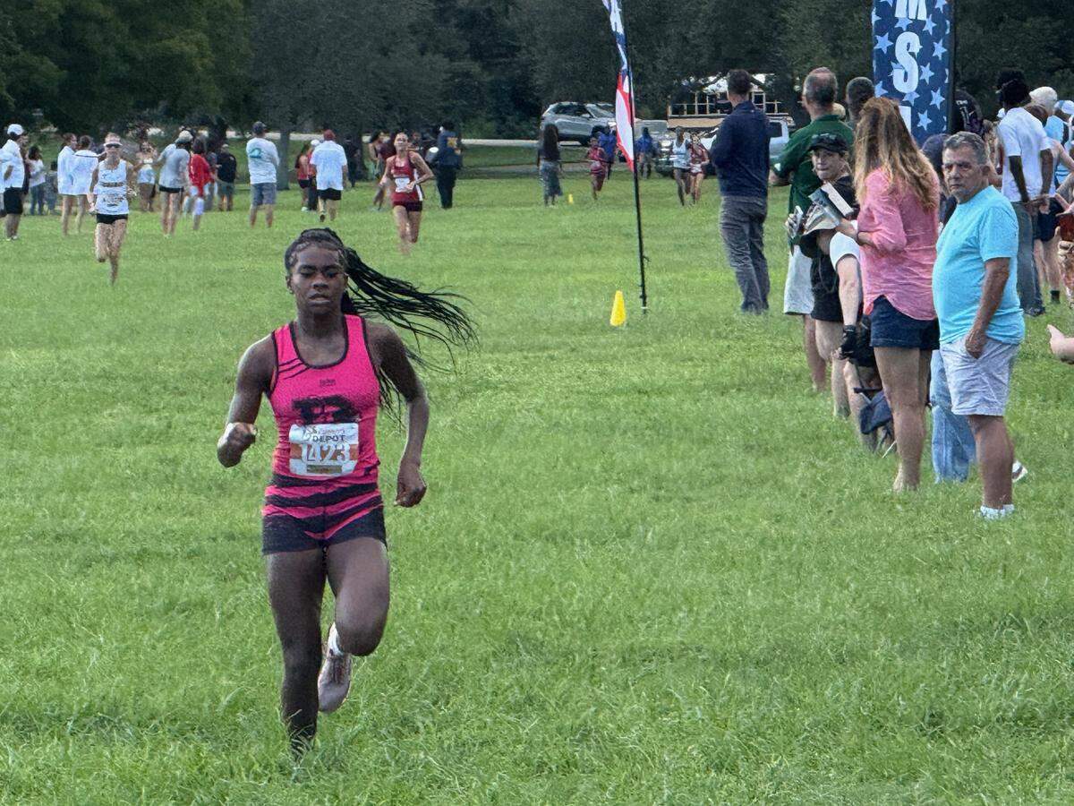 Dillard’s Abigail Richards won the girls’ individual championship at the BCAA cross-country championship at Markham Park in Sunrise on Monday, Oct. 13, 2025.