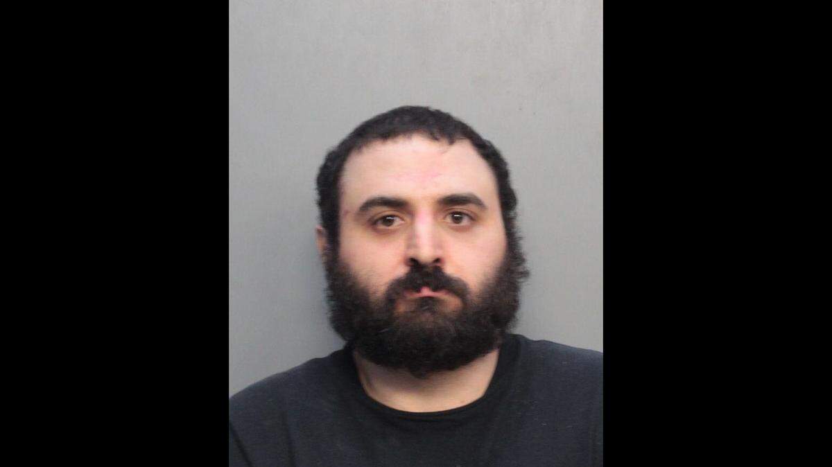 Aramis Khosravi, 32