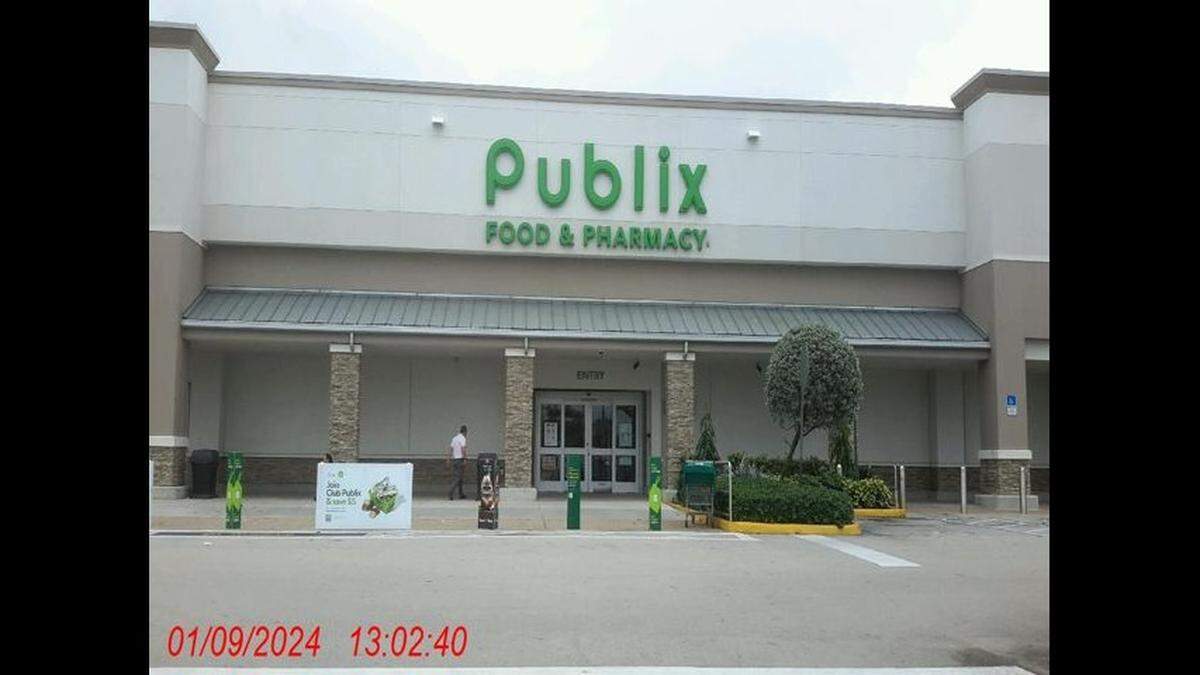 Publix, 4701 S. University Dr., Davie