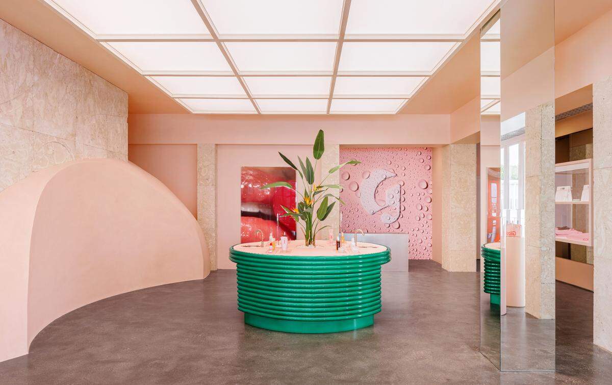 Glossier