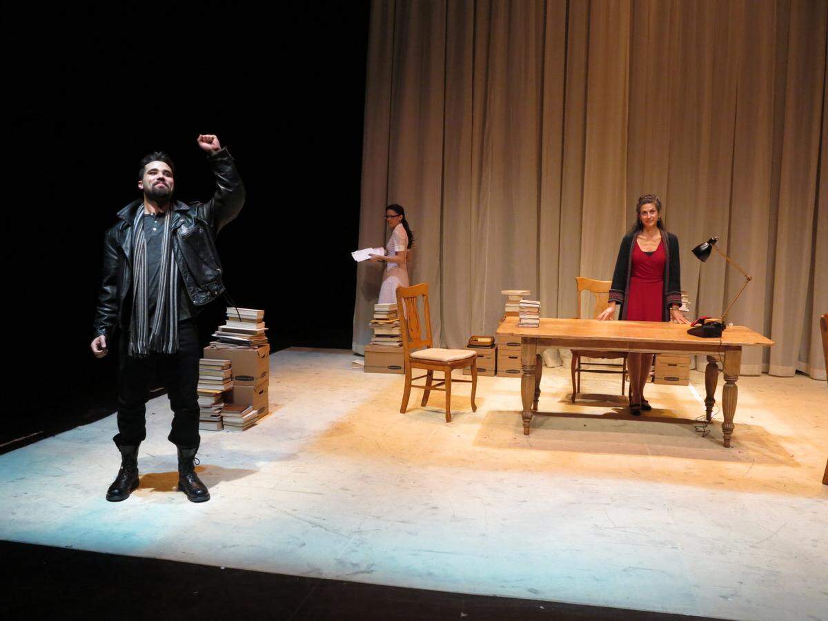 In 2014, Arca Images presented the world premiere of ‘Sotto Voce’ at the Miami Dade County Auditorium.