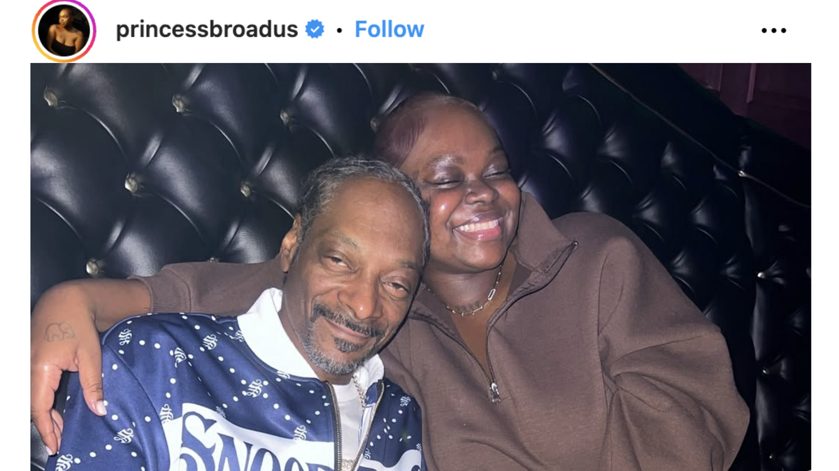 Snoop Dogg’s daughter Cori gives birth three months early.