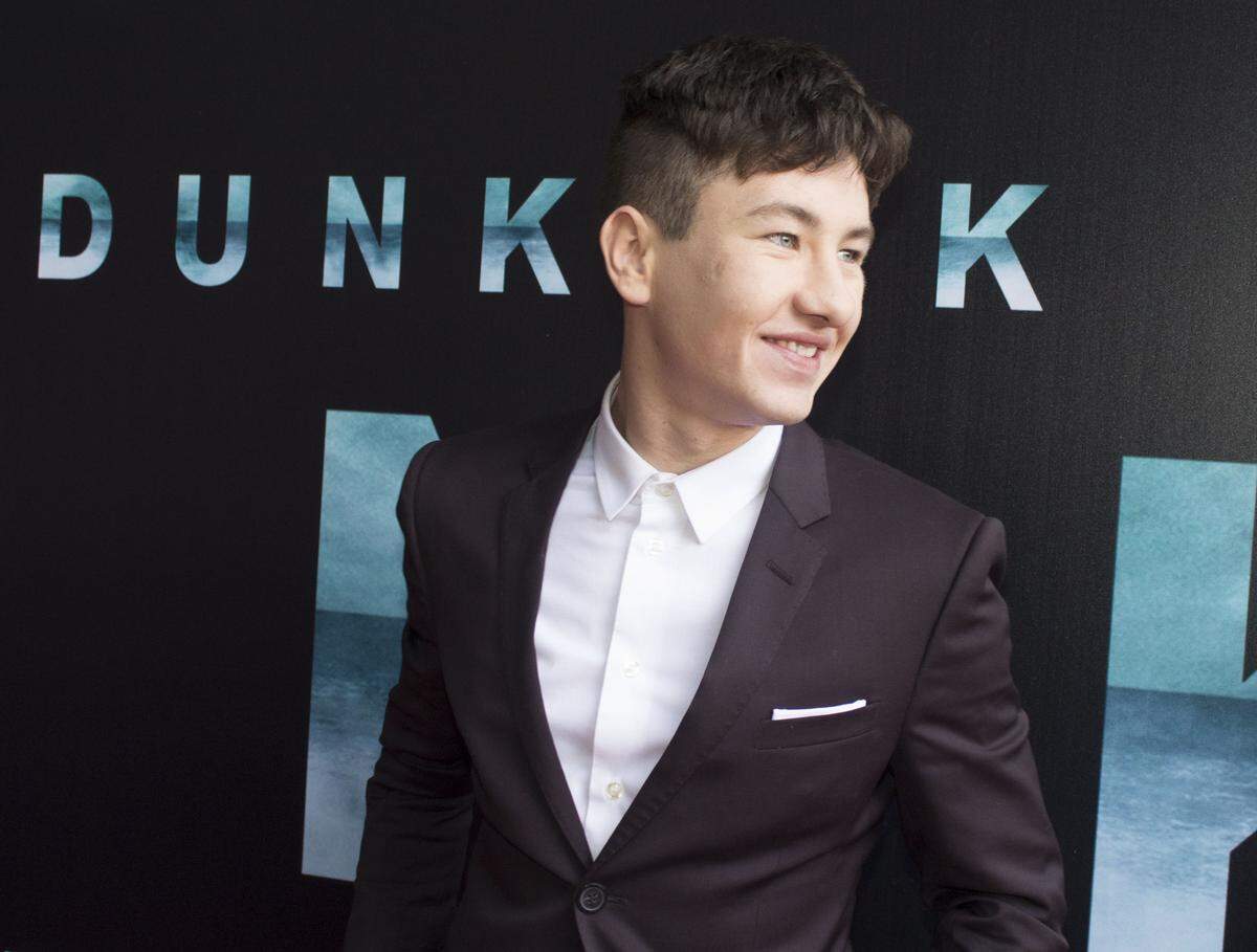 barry keoghan at dunkirk premiere