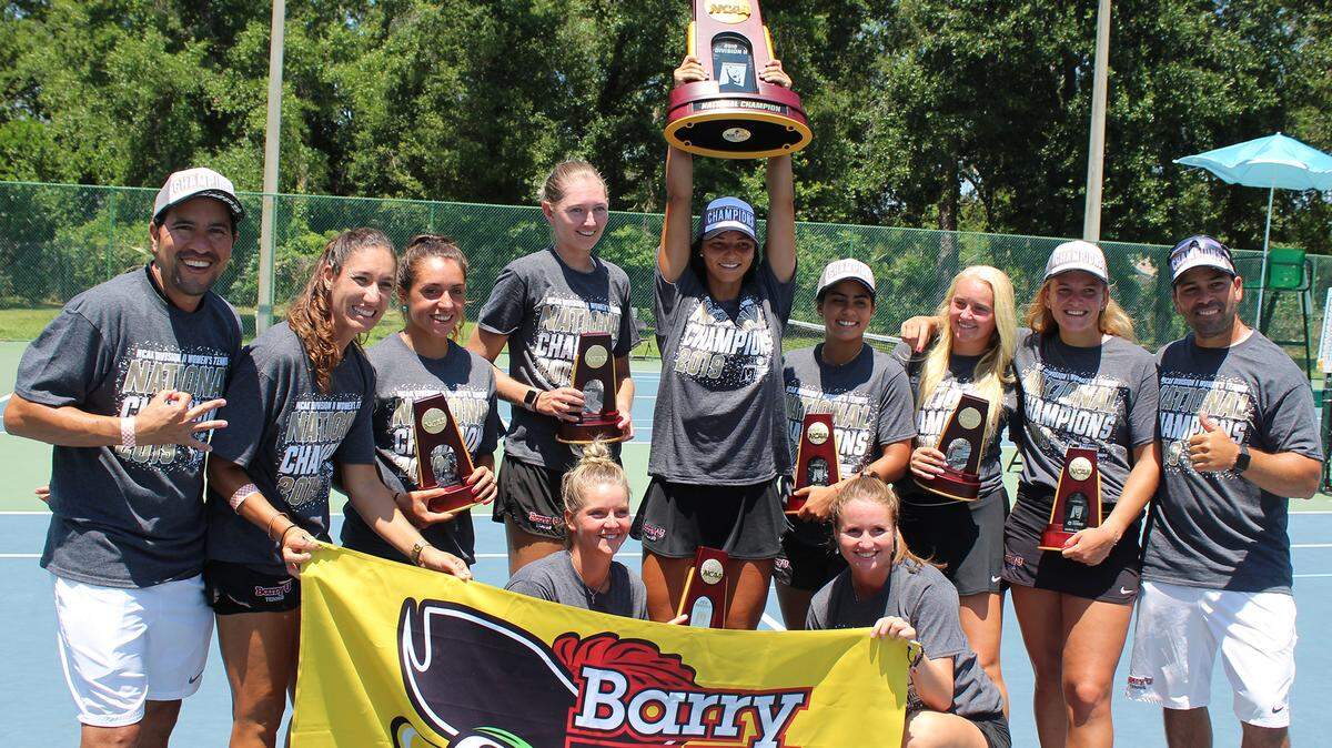 The Barry University women's tennis team.