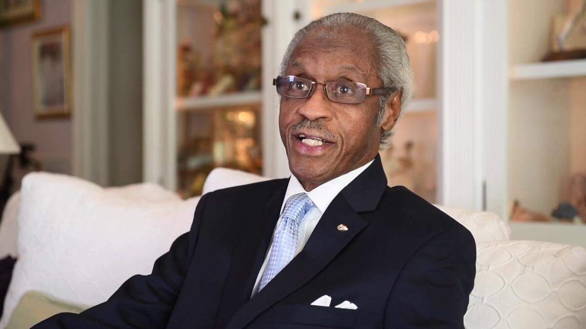 Al Dotson Sr. received the H.T. Smith Lifetime Achievement Award from the Miami-Dade County Chamber of Commerce in 2019.