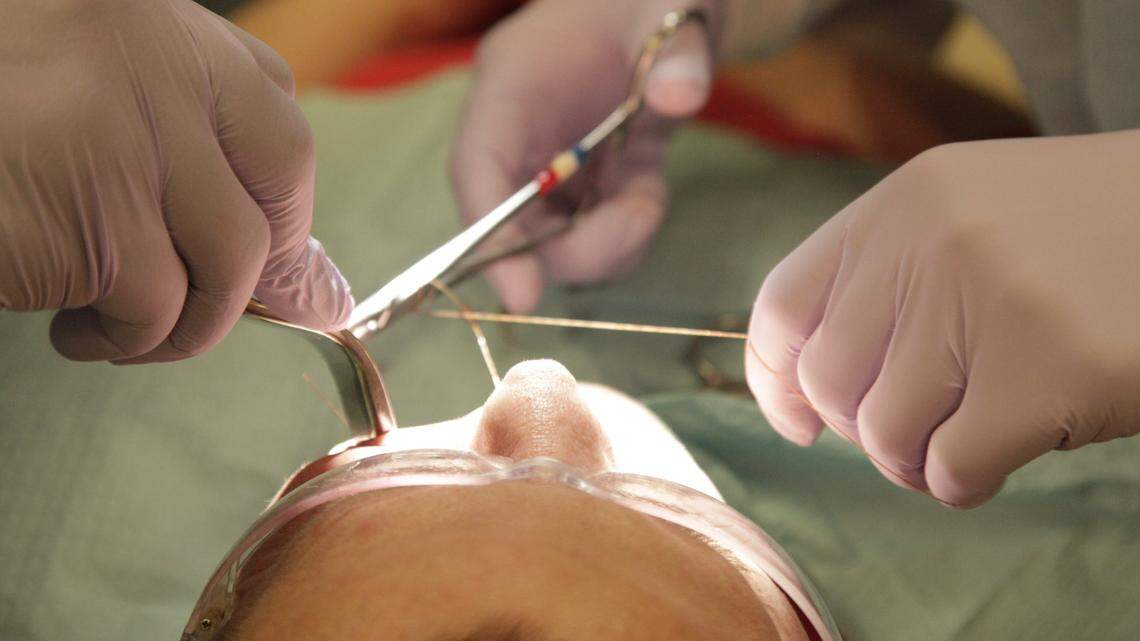 Students of Nova Southeastern University ‘s College of Dental Medicine work on a patient in 2013 at one of the school’s 12 clinics in South Florida. Patients of the Post-Graduate Orthodontic Clinic at 3200 S. University Drive in Davie were informed by letter on Nov. 23, 2018, that they may have been exposed to infectious diseases.