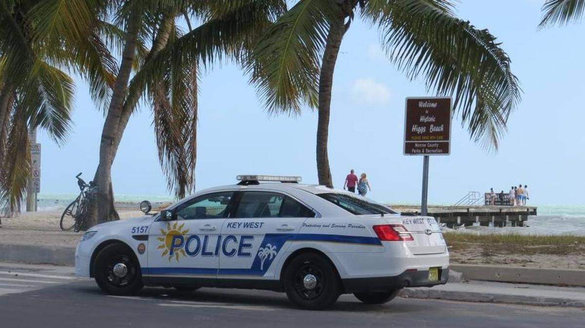 A Key West wedding party was ruined after a groomsman showing off his knife at the bar inadvertently stabbed the groom in the thigh. Police said there was no intentional harm.