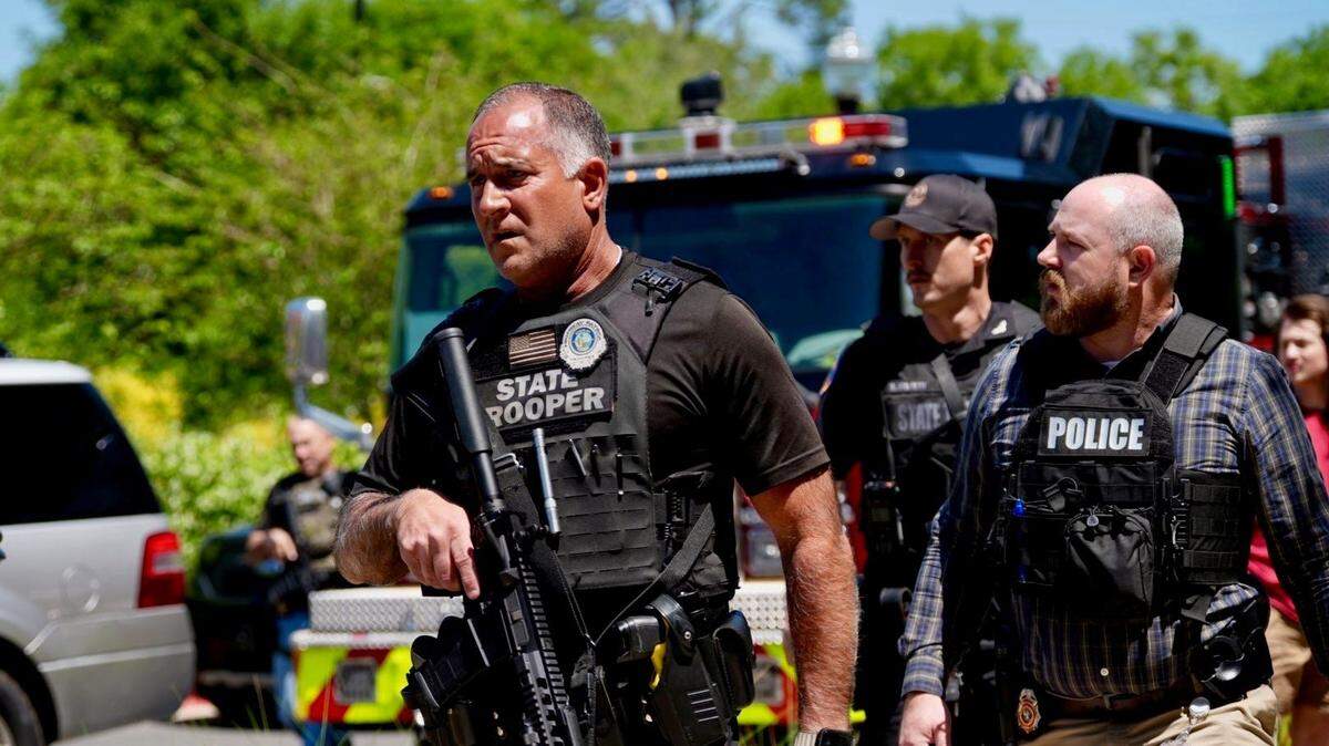 Law enforcement on FSU campus after a mass shooting occurred Thursday.