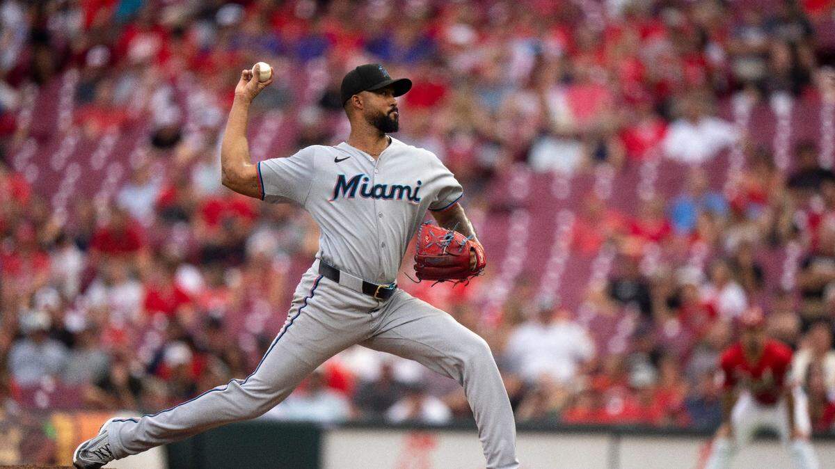 Miami Marlins pitcher Sandy Alcantara (22) delivers a pitch in the second inning between Cincinnati Reds and Miami Marlins at Great American Ball Park in Cincinnati on Wednesday.