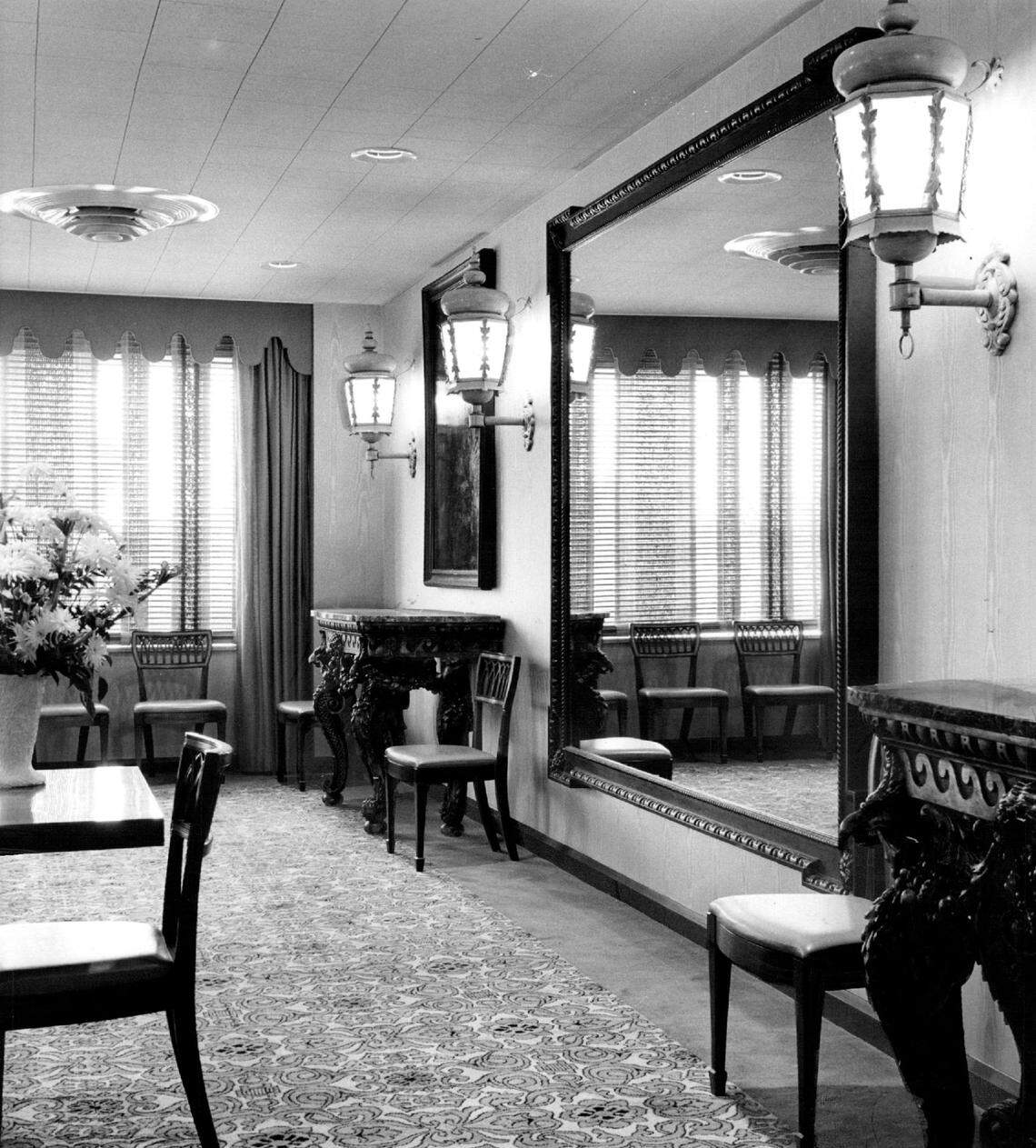 In 1960, the Columbus Hotel’s Vizcaya Room.