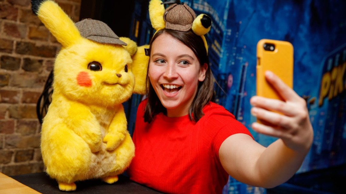 The interactive pop-up bar will give trainers a two-hour window to hunt, battle and catch Pokémon.