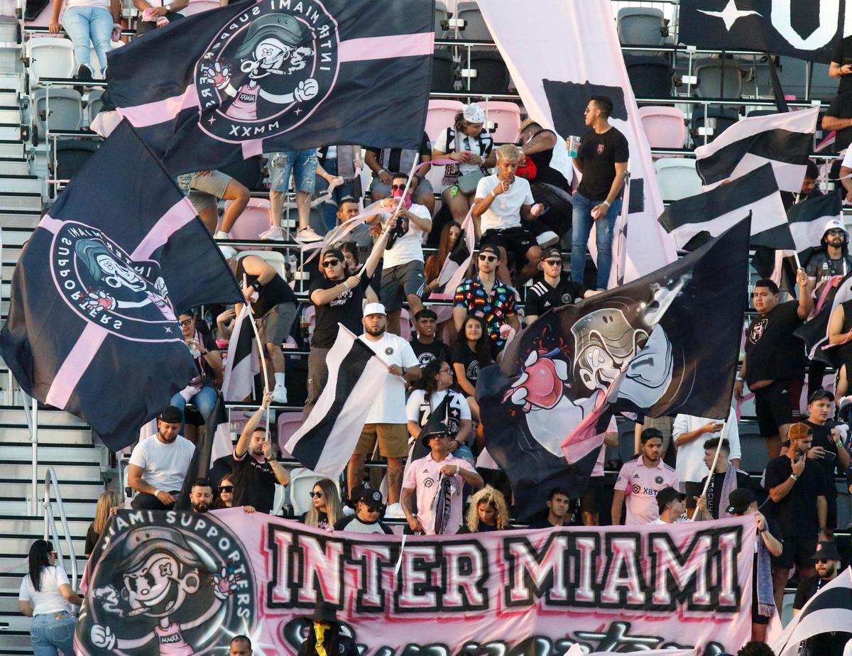 Inter Miami CF fans during the 2022 MLS season opener against Chicago Fire on Saturday, February 26, 2022 at DRV PNK Stadium in Fort Lauderdale. Andrew Uloza / for THE MIAMI HERALD