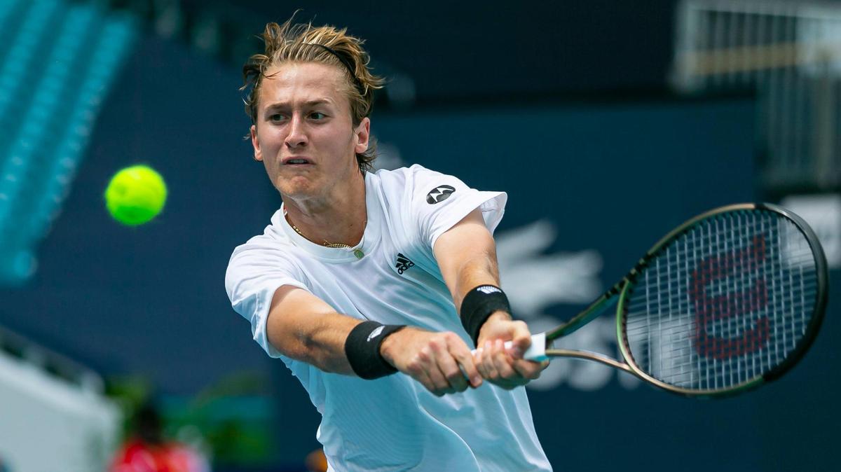 Sebastian Korda, of the U.S., returns a shot to Alejandro Davidovich Fokina, of Spain, during their match at the Miami Open tennis tournament on Thursday, March 24, 2022 at Hard Rock Stadium in Miami Gardens, Florida.