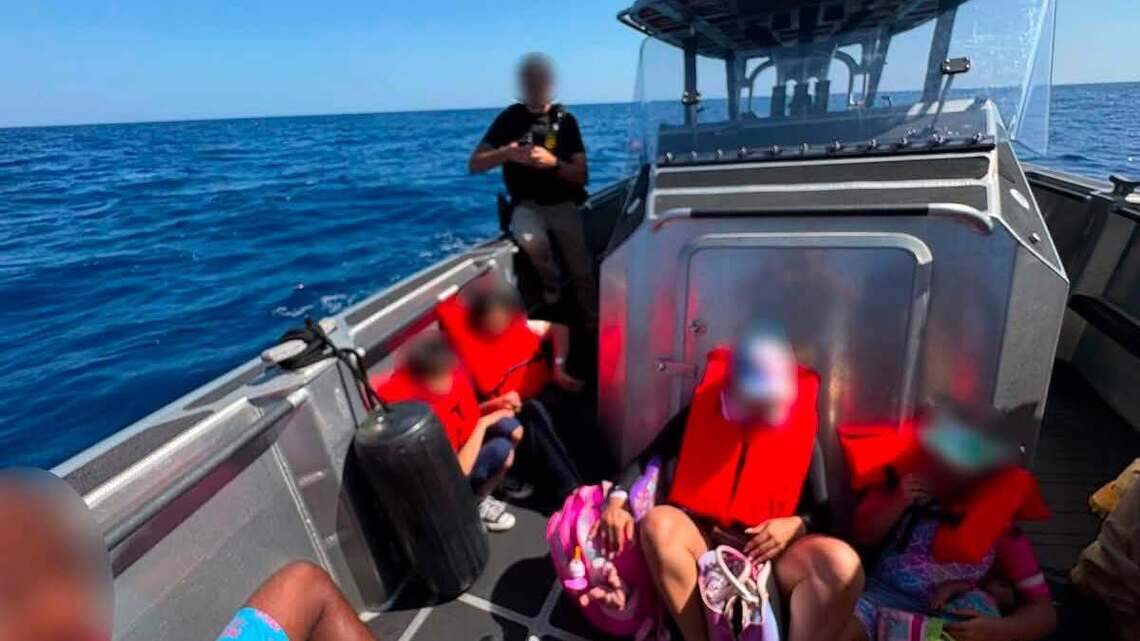 Feds stop boat smuggling 18 people from Bahamas to Miami-Dade, agents say