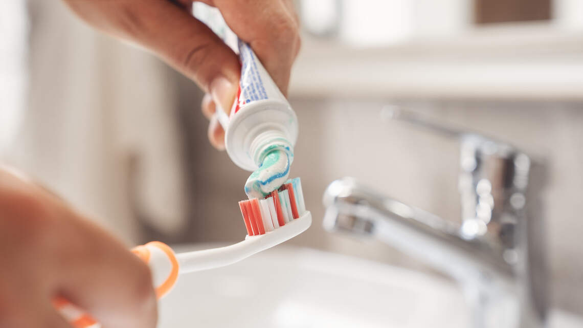 Brushing your teeth for two minutes doesn’t guarantee clean teeth. Here’s what most people get wrong