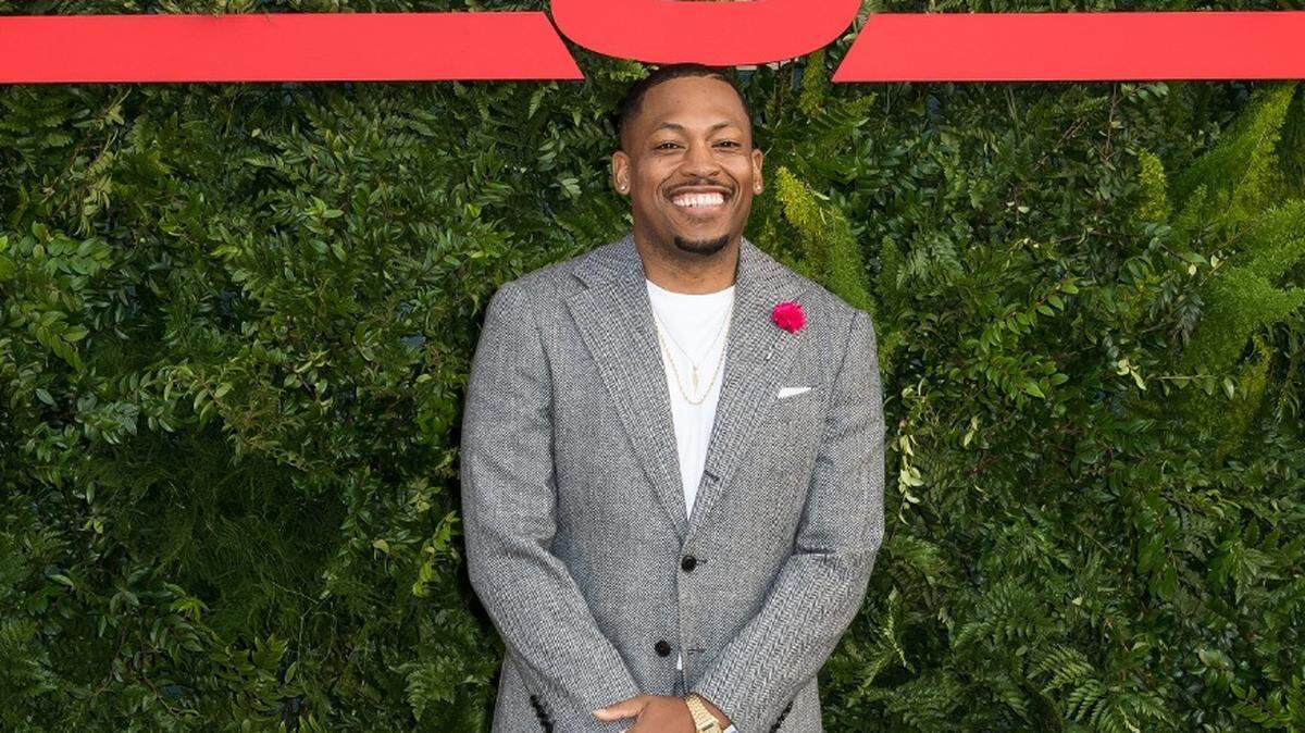 El arquitecto miamense Germane Barnes en la YoungArts Miami Gala. Barnes fue reconocido por sus logros en las artes, la arquitectura y la tutoría de jóvenes artistas.