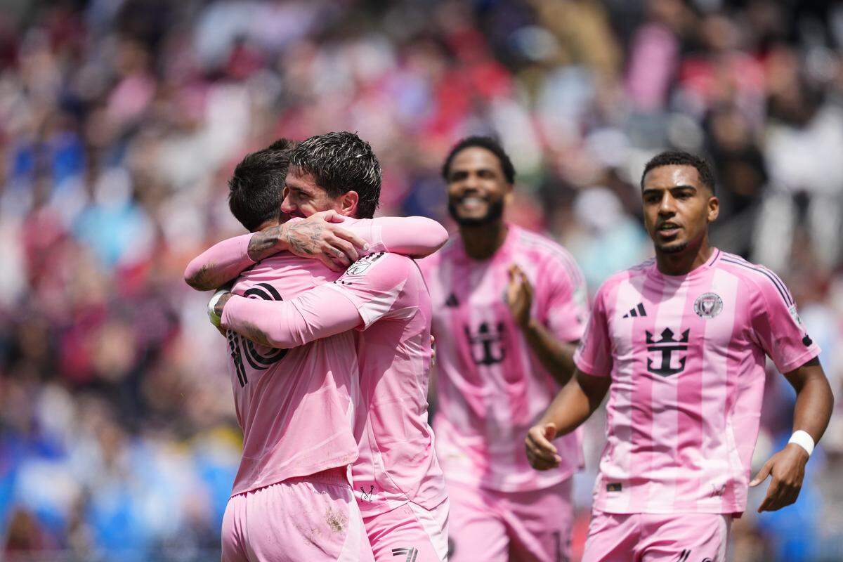 Messi's Miami Leads Toronto 4-2 in Key MLS Clash — image 3