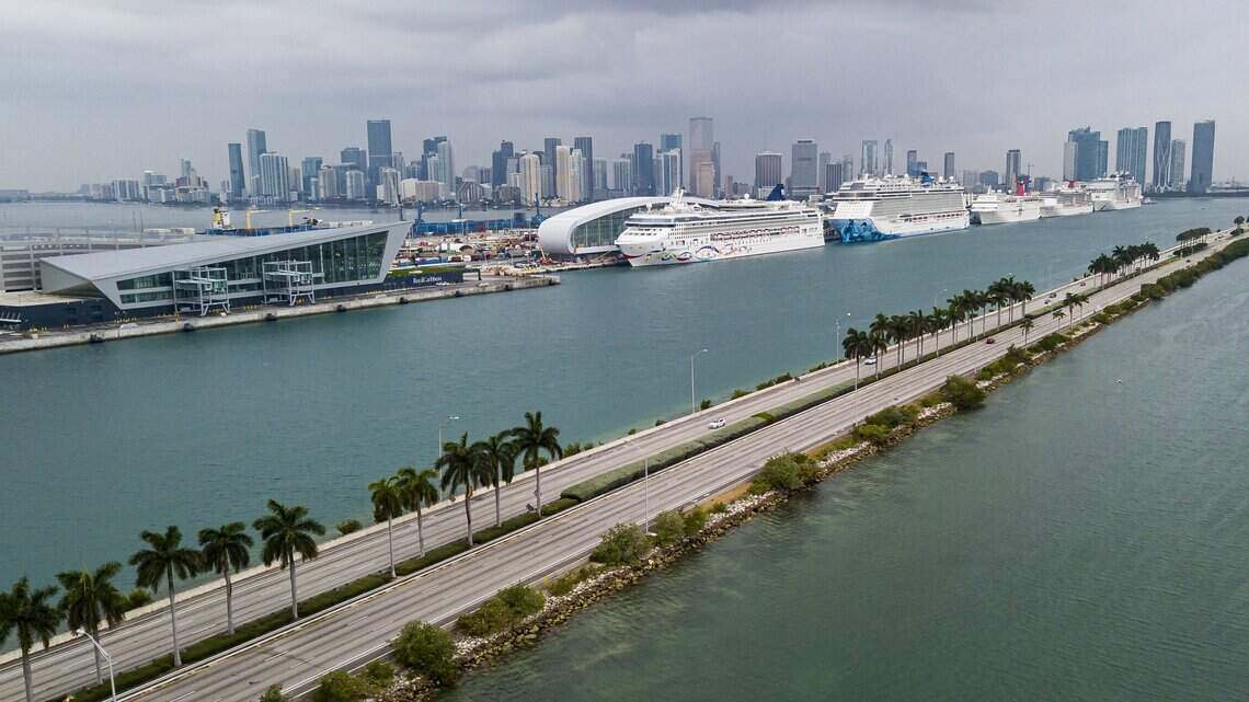 Mayor’s gamble on PortMiami fuel yard faces crucial vote by Miami-Dade commission
