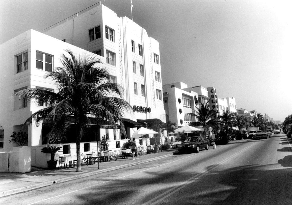 The Beacon Hotel at Seventh Street and Ocean Drive in 1994.