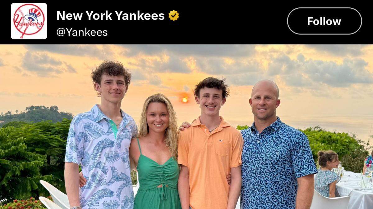 brett gardner with his wife jessica and two sons hunter and miller
