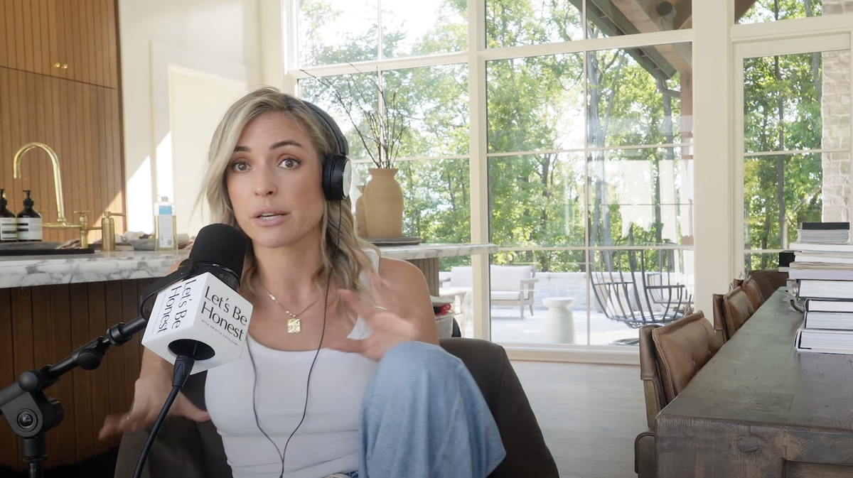 Kristin Cavallari ends relationship with Mark Estes.