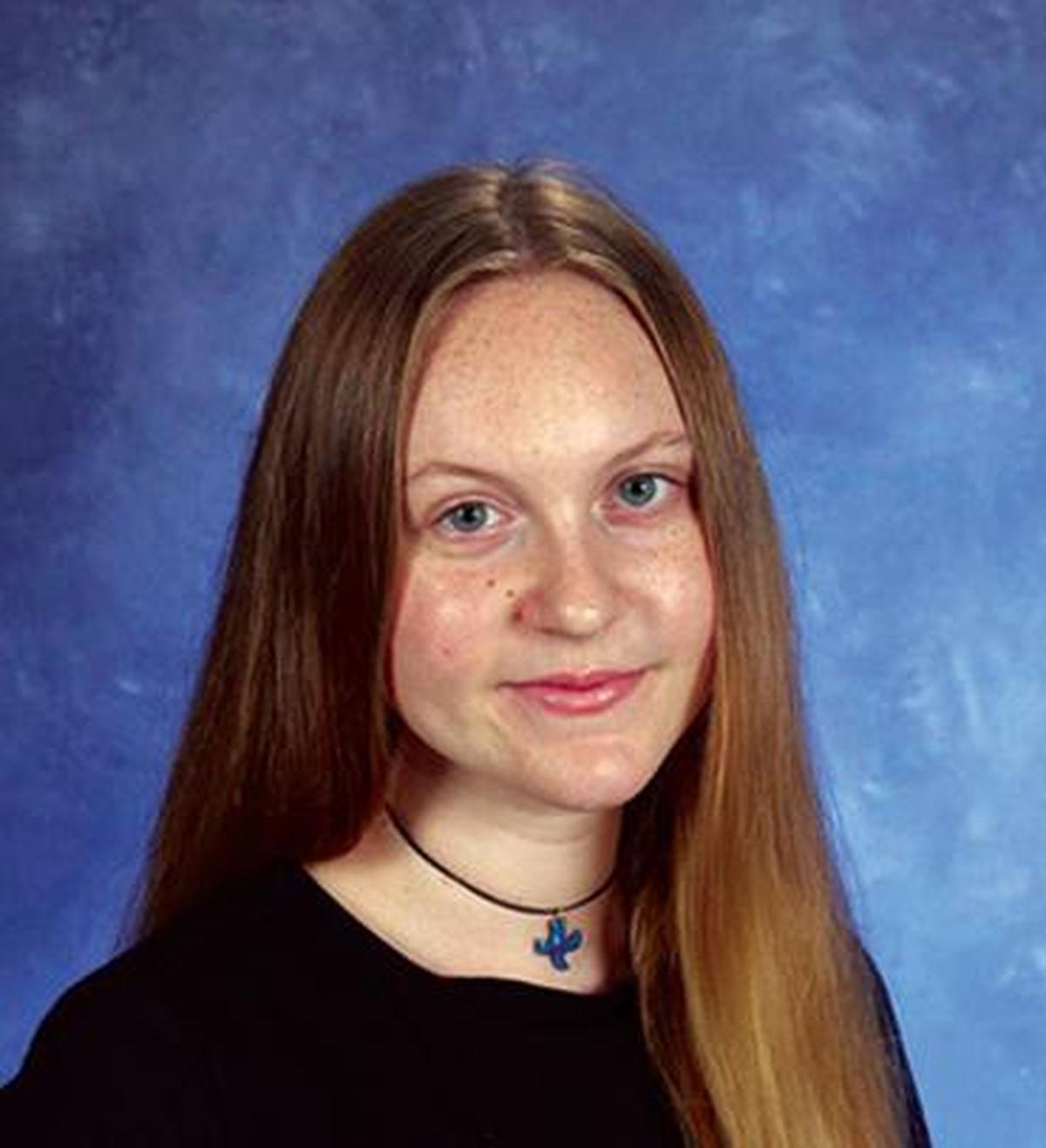 Karis Knoll, a senior at New World School of the Arts, has been named a Posse Scholar and will be attending Mount Holyoke on a four-year scholarship.