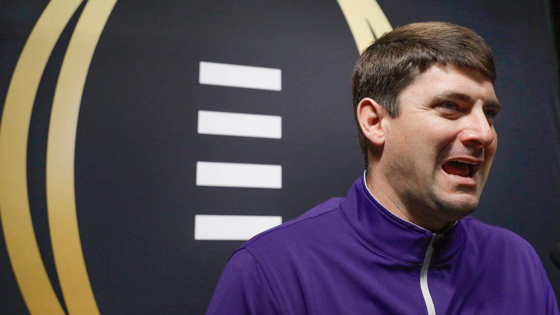 USF reportedly has a new football coach. Here’s who the Bulls are hiring