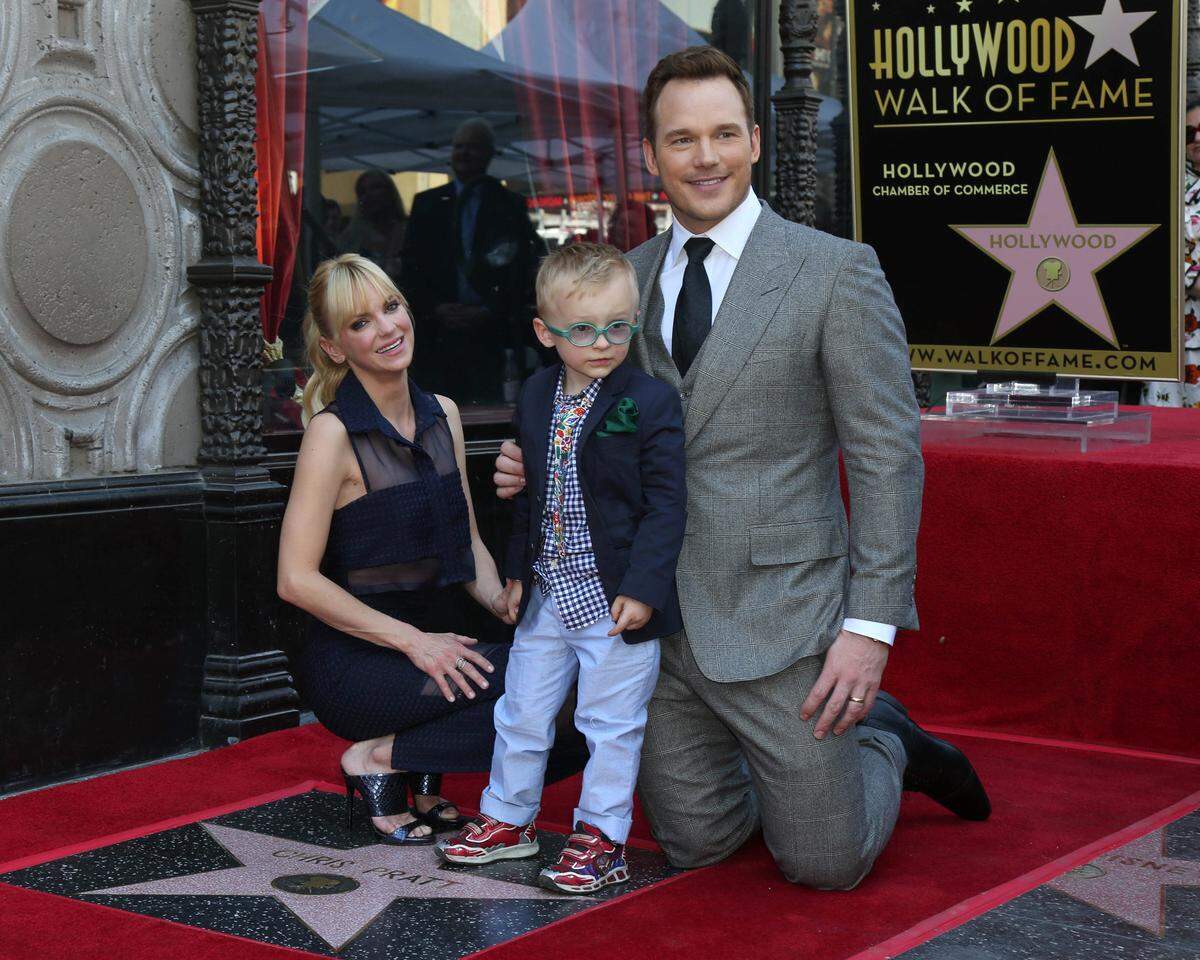 anna faris with ex husband chris pratt and son jack