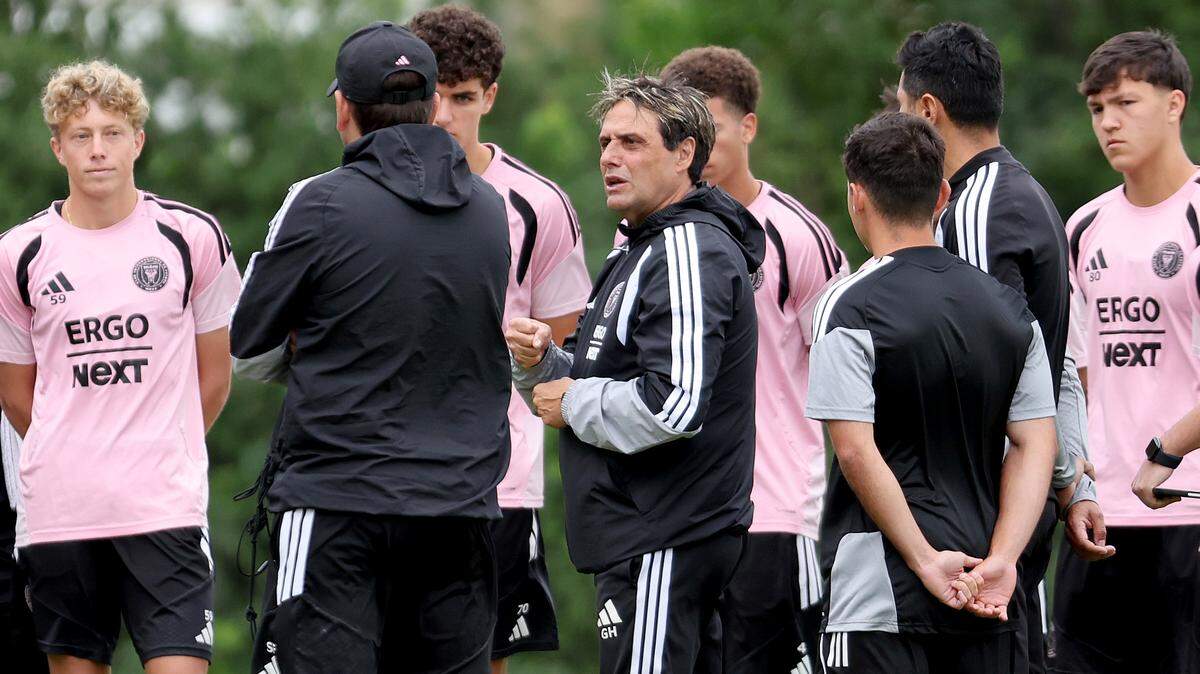 Head Coach Guillermo Hoyos of Inter Miami CF talks to his players during a training session at Florida Blue Training Center on April 15, 2026 in Fort Lauderdale, Florida.