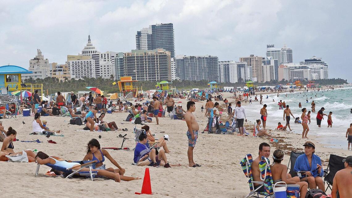 Cheap flights lure Labor Day tourists to Miami Beach. They didn’t expect the curfew