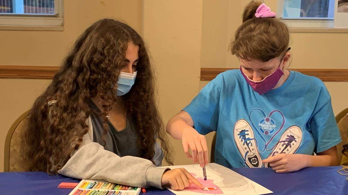 Friendship Circle Miami volunteer Mayaan and special friend Kayleigh work on an art project during the weekly Art Circle program, which takes place every Monday afternoon at Friendship Circle Miami’s Kendall Campus.
