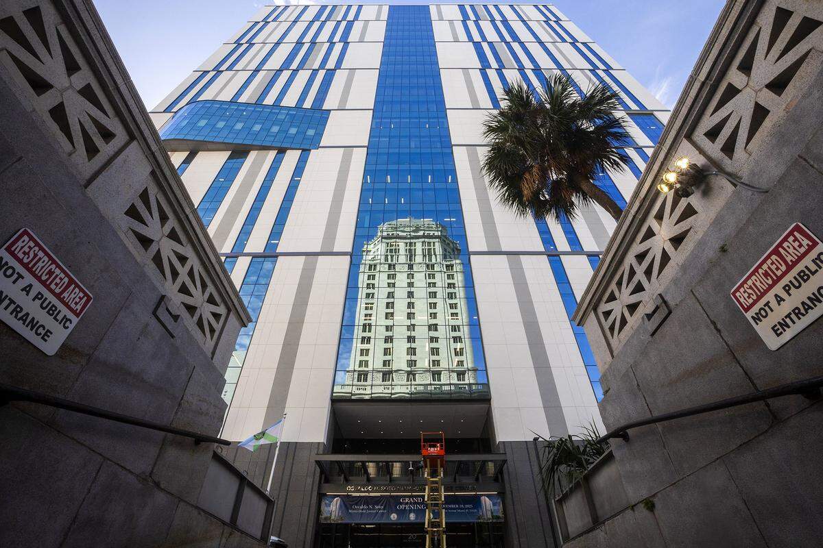 An exterior view of the Osvaldo N. Soto Miami-Dade Justice Center, the new courthouse in downtown Miami, on November 7th., 2025.