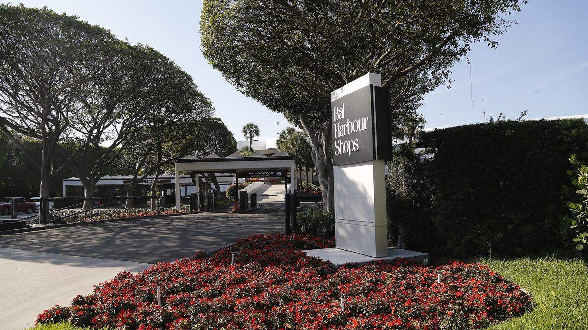Barneys New York will move forward with Bal Harbour store despite filing for bankruptcy. The $500 million Bal Harbour Shops expansion is expected to be completed by 2024.