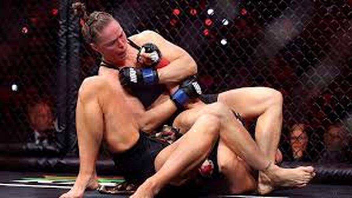 Cote’s Hot Button Top 10: Game 7s, no-name leads PGA, Fins, Messi, Rousey and more