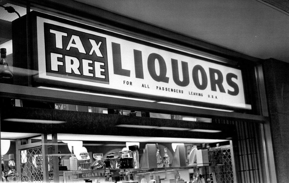 A liquor store at the Miami airport in 1972.