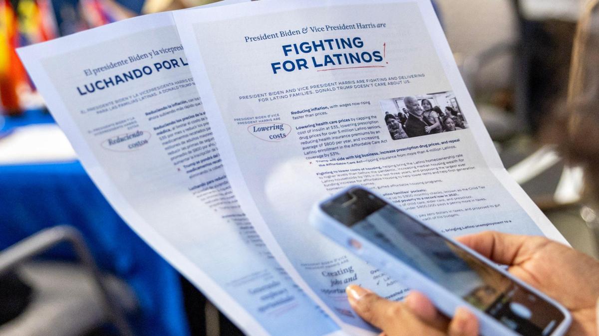 Last month, the Biden/Harris campaign opened the Miami-Dade Democratic Hispanic Caucus Office in Coral Gables. The visit also highlighted the launch of the campaign’s Latino outreach program in Florida with an appearance by Second Gentleman Doug Emhoff.