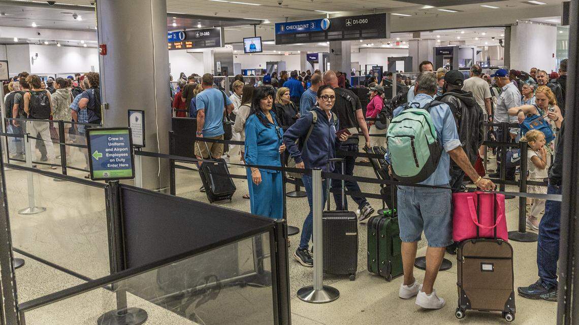 Some early long lines at MIA, then fewer disruptions; now comes Spring Break