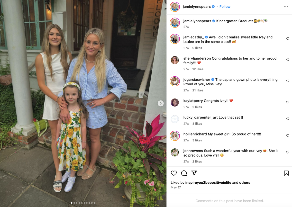 Jamie Lynn Spears with her daughters