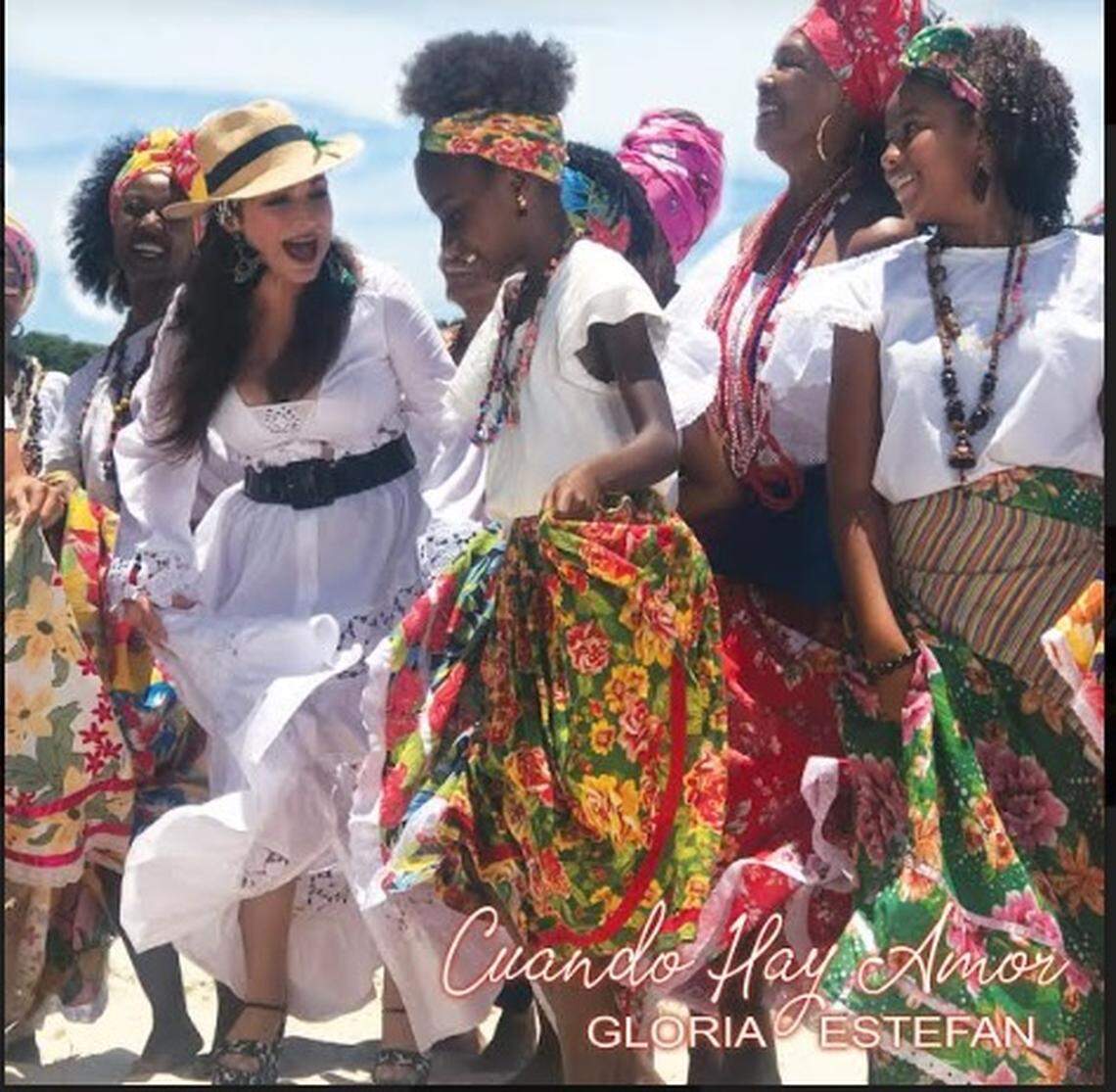 Gloria Estefan’s “Cuando hay amor” single cover, released on June 12, 2020.