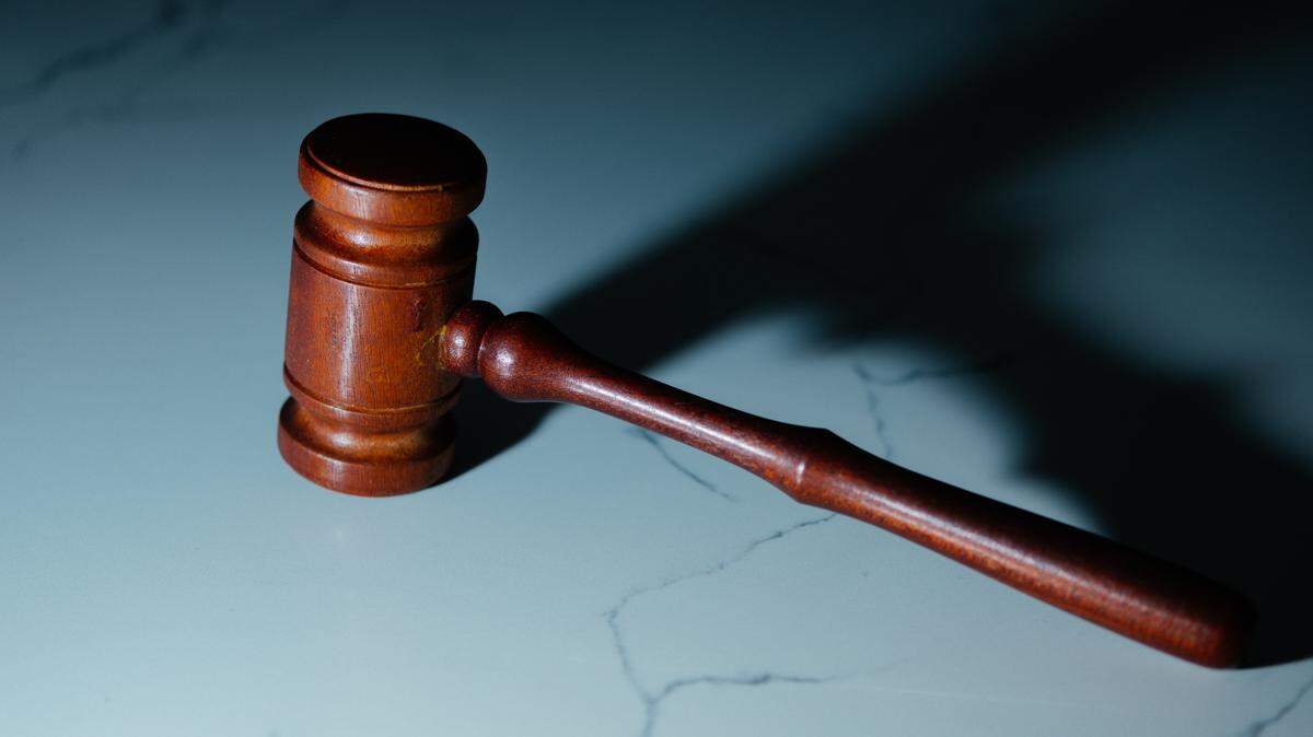 gavel