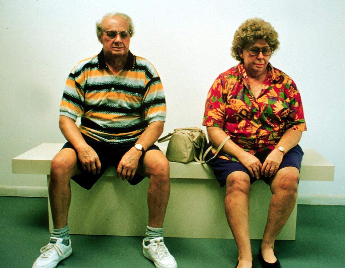 In 2000, Duane Hanson’s sculpture “Old Couple on Beach” at the Coral Springs Museum of Art.