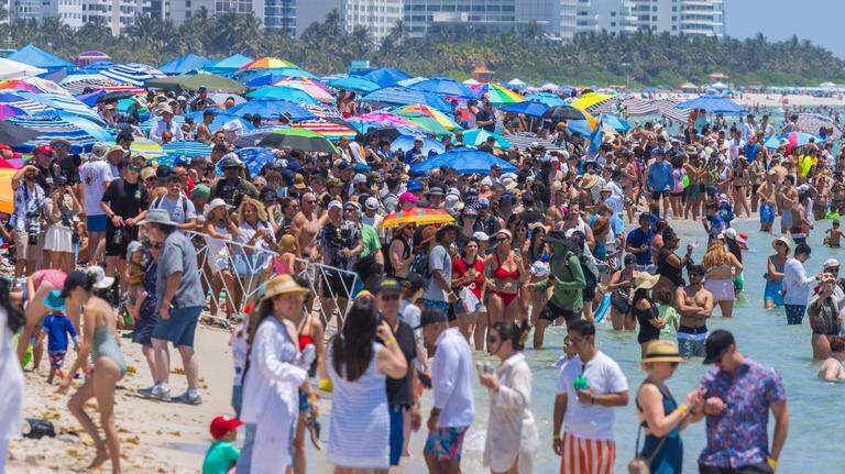 Publix open on Memorial Day? Costco? Mall hours? Check changes in South Florida