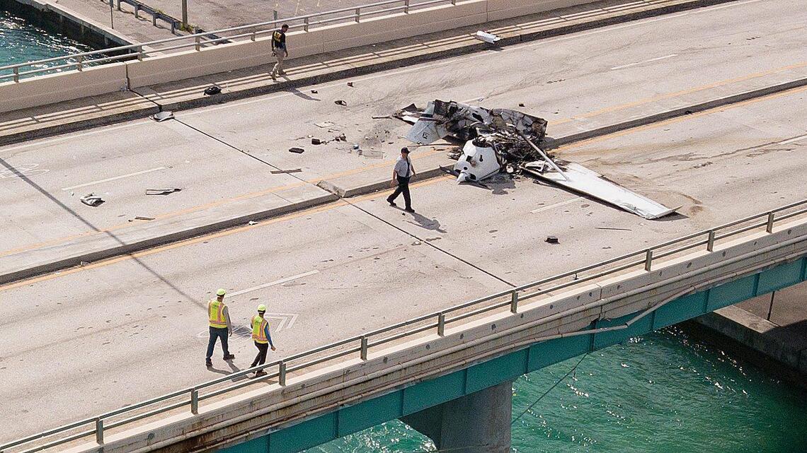 Sunday traffic update after Saturday’s plane crash into Haulover Inlet Bridge