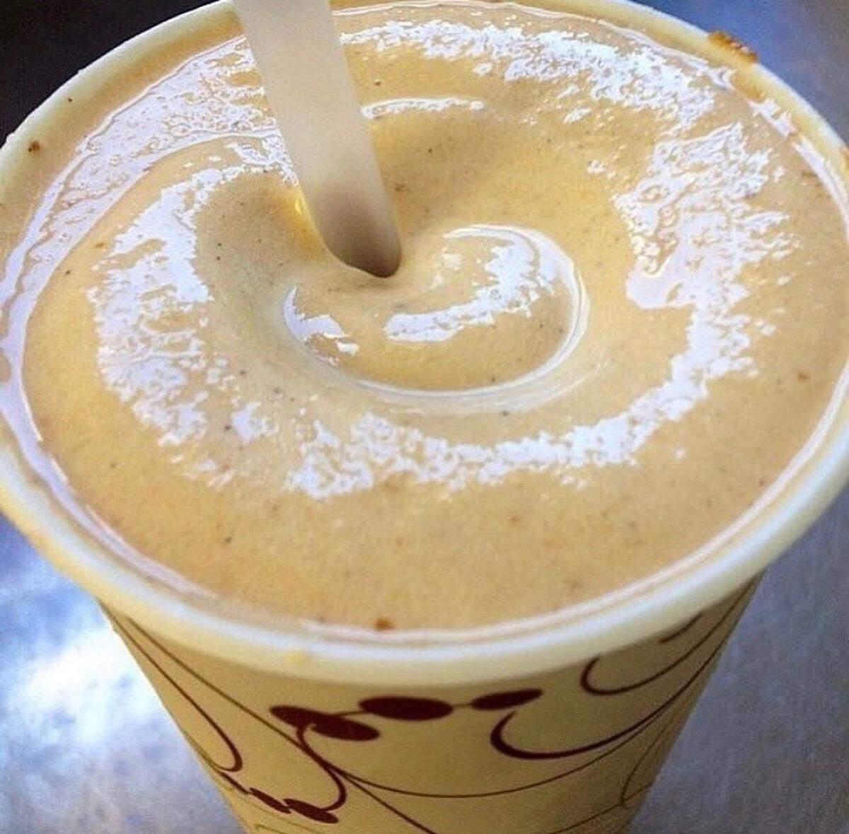 Pumpkin spice milkshake at Knaus Berry Farm