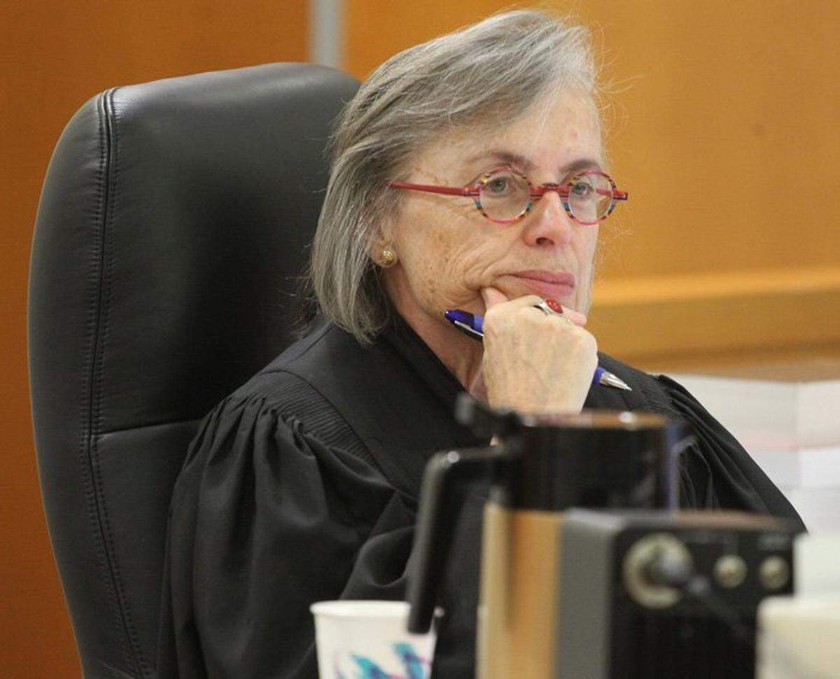 'She seemed to put her life into it,' retired Judge Seymour Gelber, a decades-long children's court judge, said of Cindy Lederman.  'She was one of the great things that happened to the juvenile court.'